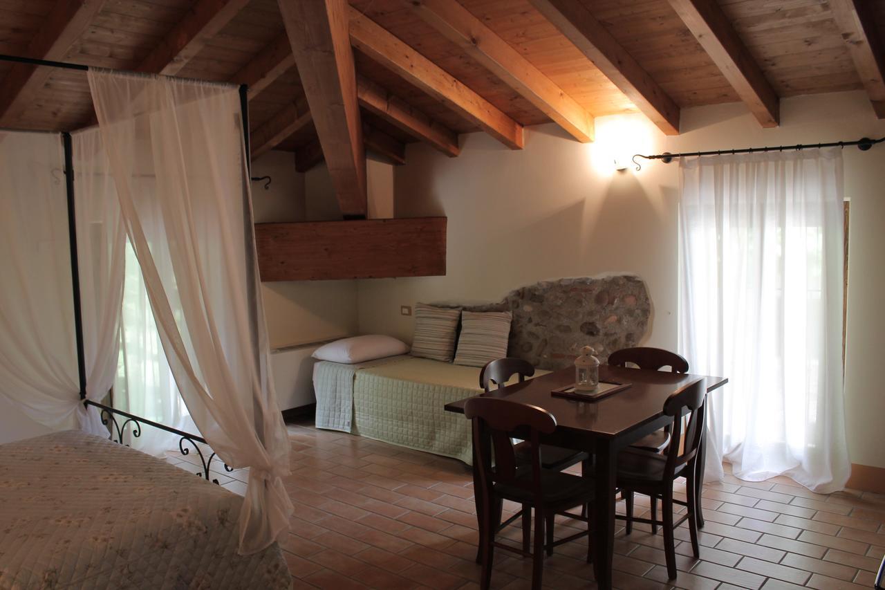 Agriturismo Villa Dei Mulini Вольта-Мантована Экстерьер фото