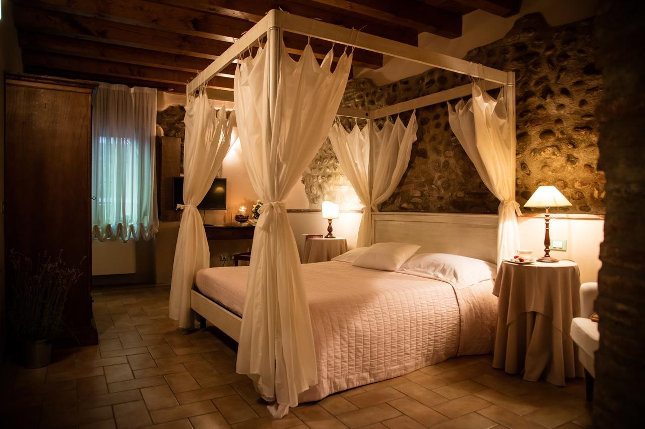 Agriturismo Villa Dei Mulini Вольта-Мантована Экстерьер фото